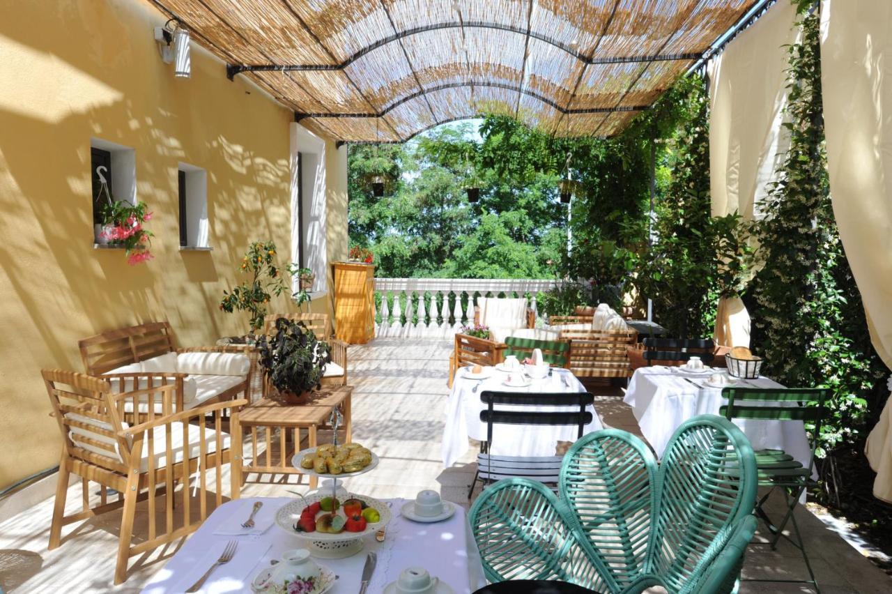 Palazzo Scura Bed and Breakfast Vaccarizzo Albanese Buitenkant foto